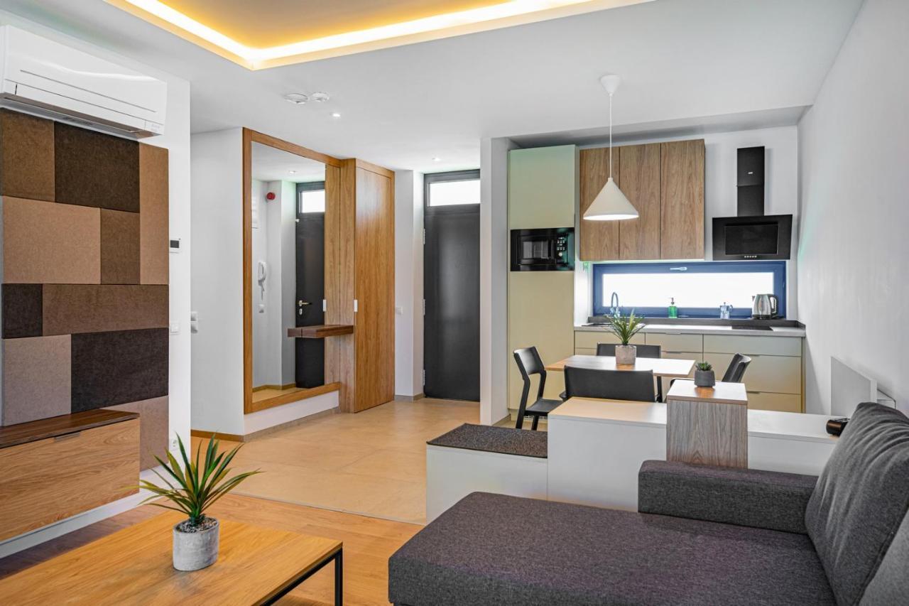 H55 Aparthotel Balatonlelle Exterior foto